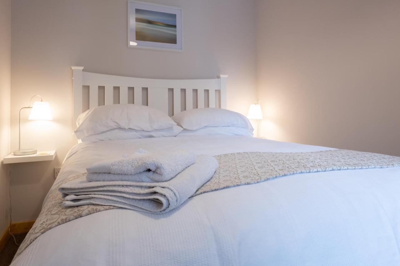 Contemporary One Bedroom Apartment Close To All Amenities In Conservation Area Tain Kültér fotó